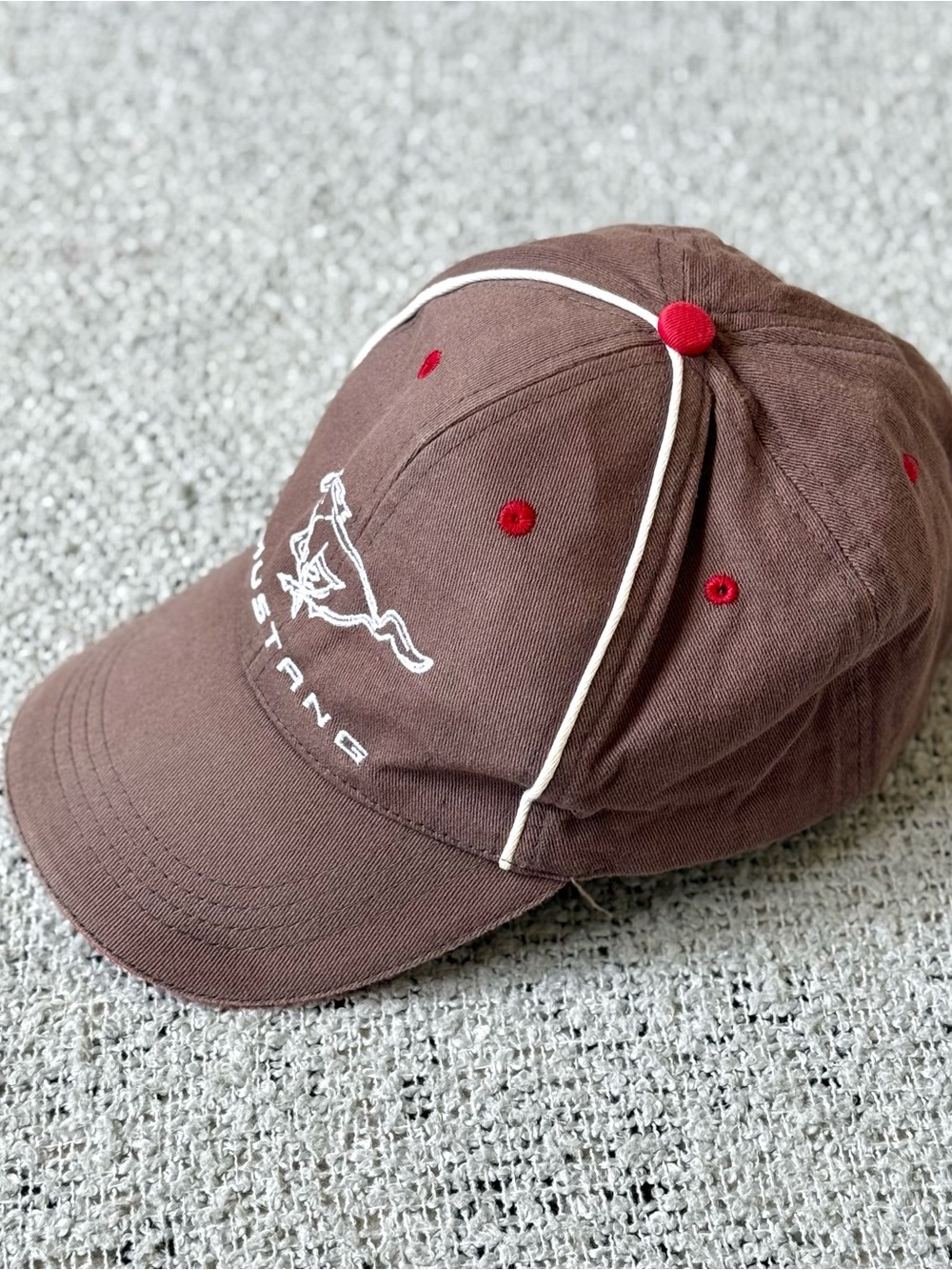 Mustang Brown Logo Baseball Cap Unisex One Size
